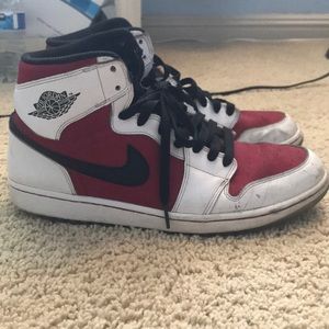 Men’s size 11.5 retro Jordan 1 carmine